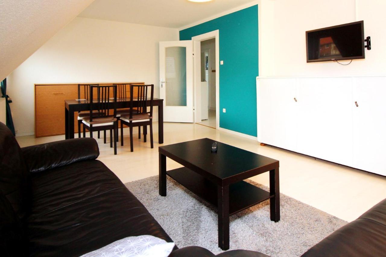 Am Apfelgarten-2 Apartments Mit Pkw-Parkplatz, Floerekeweg Luneburg Bagian luar foto