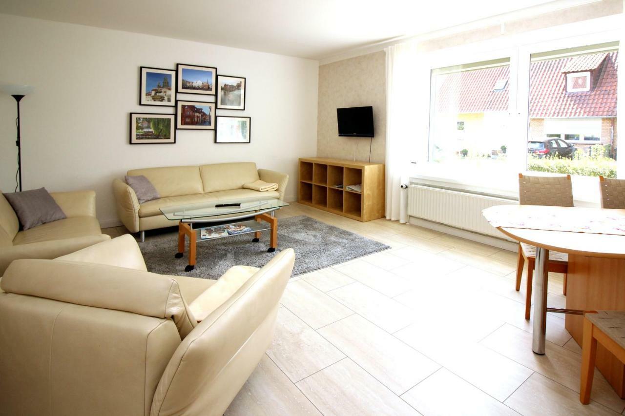 Am Apfelgarten-2 Apartments Mit Pkw-Parkplatz, Floerekeweg Luneburg Bagian luar foto